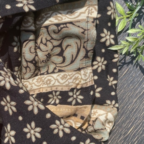 Express Wrap Skirt - Picture 8 of 8